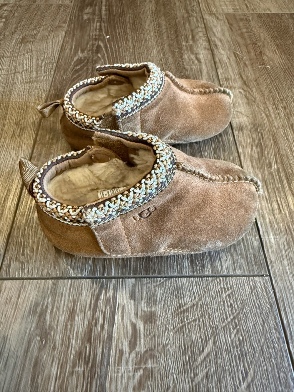 UGG Baby Tasman Slippers / Shoes - Size 4/5